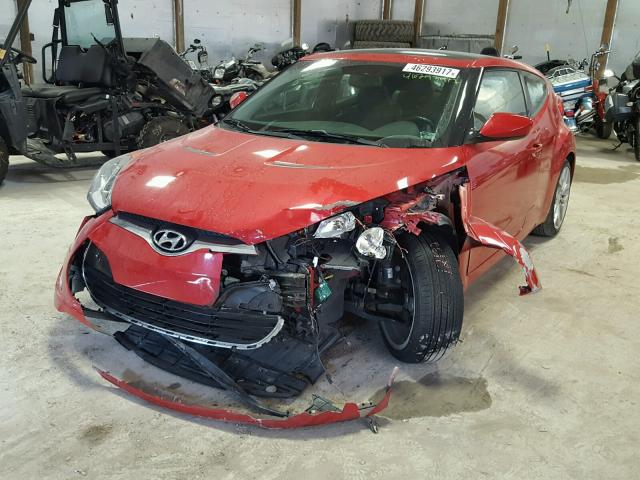 KMHTC6AD1FU225517 - 2015 HYUNDAI VELOSTER B RED photo 2