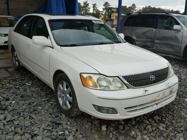 4T1BF28B52U232576 - 2002 TOYOTA AVALON XL WHITE photo 1