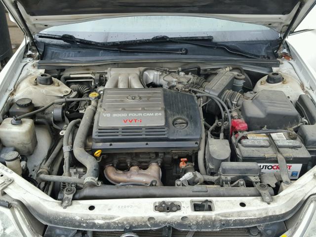 4T1BF28B52U232576 - 2002 TOYOTA AVALON XL WHITE photo 7