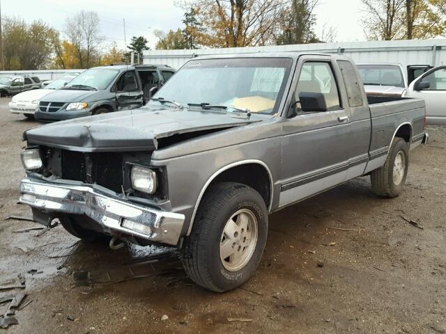 1GTDT19Z8K2541630 - 1989 GMC S TRUCK S1 GRAY photo 2