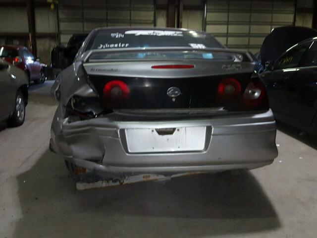 2G1WF55E659377240 - 2005 CHEVROLET IMPALA SILVER photo 9