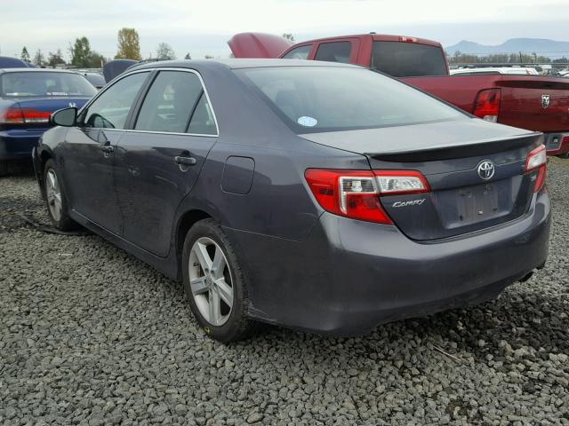 4T1BF1FK0CU170454 - 2012 TOYOTA CAMRY BASE GRAY photo 3