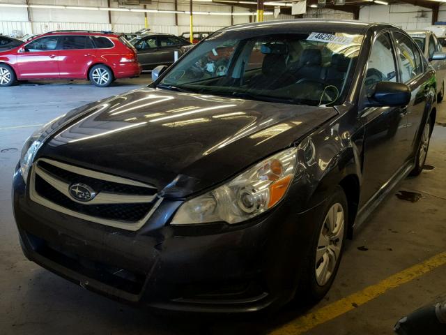 4S3BMCA64C3036665 - 2012 SUBARU LEGACY 2.5 GRAY photo 2