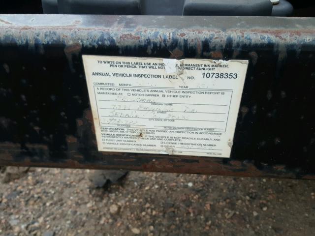 1WC200L2324045240 - 2002 WELLS CARGO TRAILER TAN photo 10