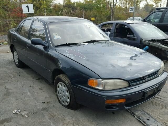 4T1SK12E9SU545820 - 1995 TOYOTA CAMRY LE GREEN photo 1