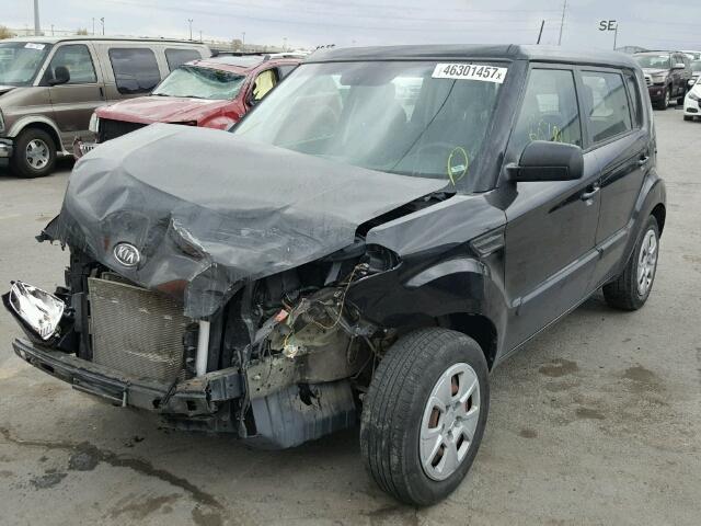 KNDJT2A16B7205511 - 2011 KIA SOUL BLACK photo 2