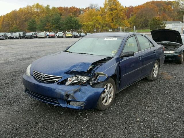 4T1BF30K25U095683 - 2005 TOYOTA CAMRY BLUE photo 2