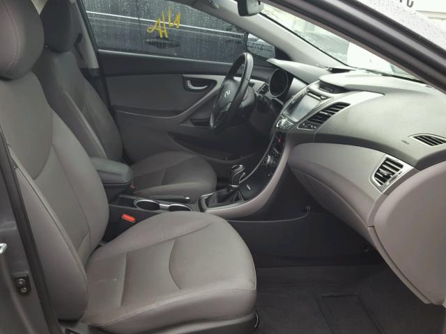 KMHDH4AE8GU597666 - 2016 HYUNDAI ELANTRA SE GRAY photo 5