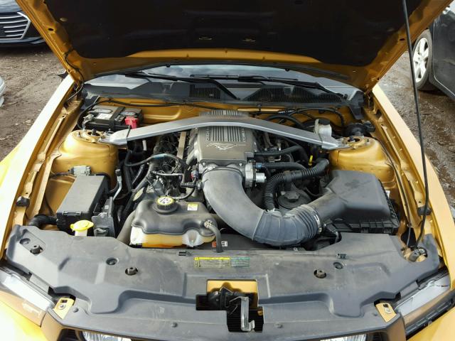 1ZVBP8CH5A5105848 - 2010 FORD MUSTANG GT GOLD photo 7