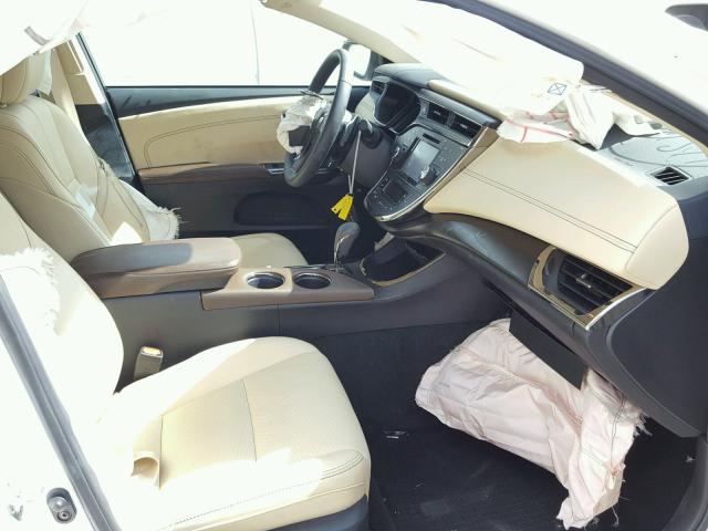 4T1BK1EB4HU258671 - 2017 TOYOTA AVALON XLE WHITE photo 5