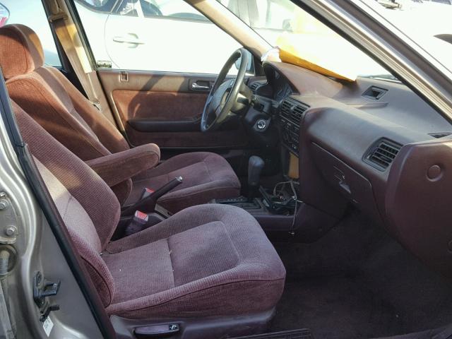 1HGCB7679PA008088 - 1993 HONDA ACCORD EX BROWN photo 5