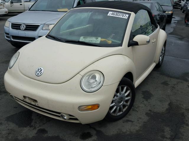 3VWCM21Y54M301879 - 2004 VOLKSWAGEN NEW BEETLE CREAM photo 2