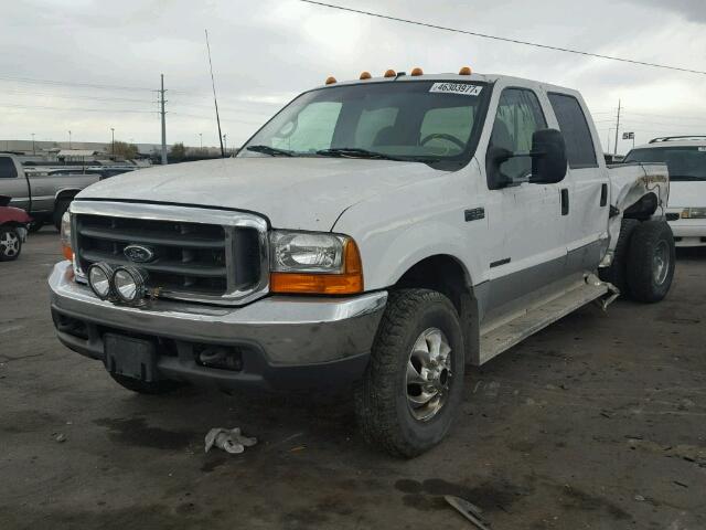 1FTWW33F8YEA96047 - 2000 FORD F350 SUPER WHITE photo 2