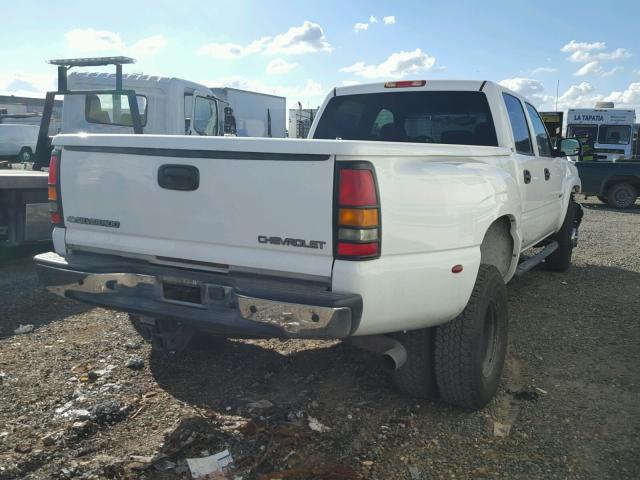 1GCJC33G54F107957 - 2004 CHEVROLET SILVERADO WHITE photo 4