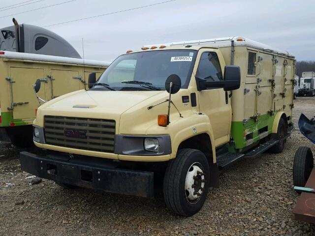 1GDJ5C1G39F402622 - 2009 GMC C5500 C5C0 YELLOW photo 2