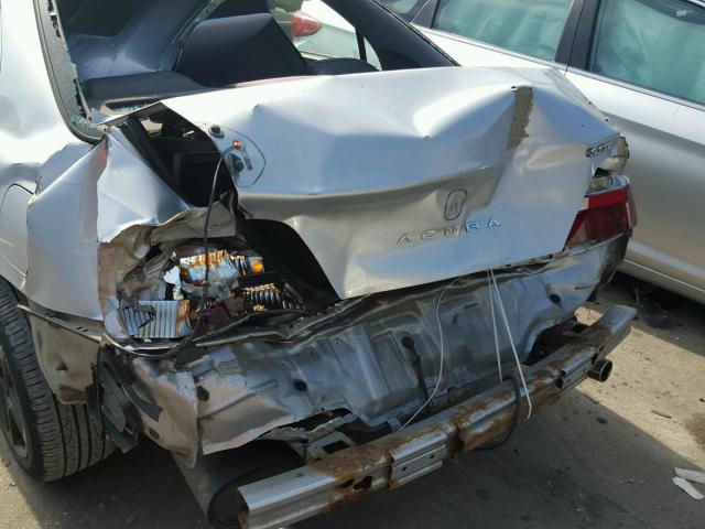 19UUA566X3A036673 - 2003 ACURA 3.2TL SILVER photo 9