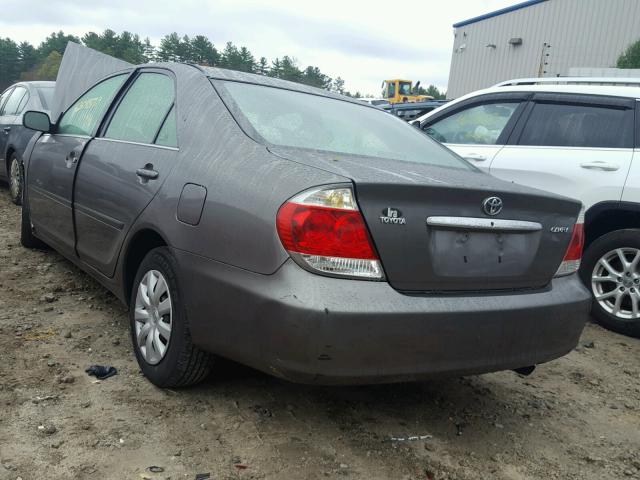 4T1BE32K35U614062 - 2005 TOYOTA CAMRY LE GRAY photo 3