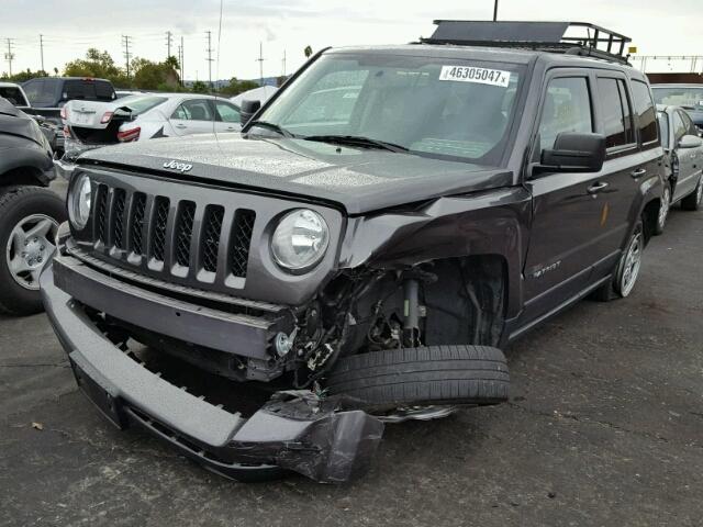 1C4NJPBB4FD341784 - 2015 JEEP PATRIOT SP GRAY photo 2