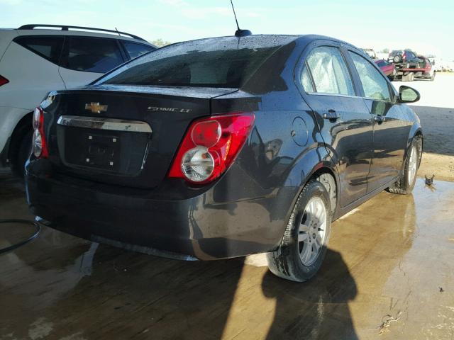 1G1JC5SH1G4143692 - 2016 CHEVROLET SONIC LT GRAY photo 4