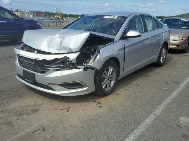 5NPE24AF1GH411723 - 2016 HYUNDAI SONATA SE SILVER photo 2