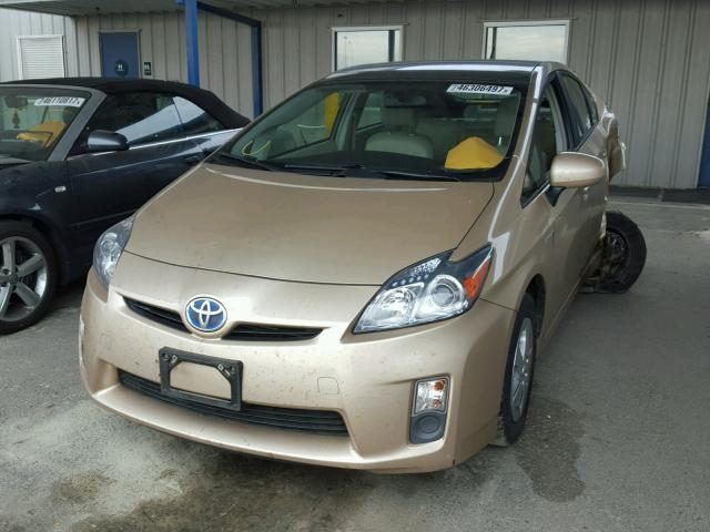 JTDKN3DU4A0087444 - 2010 TOYOTA PRIUS GOLD photo 2