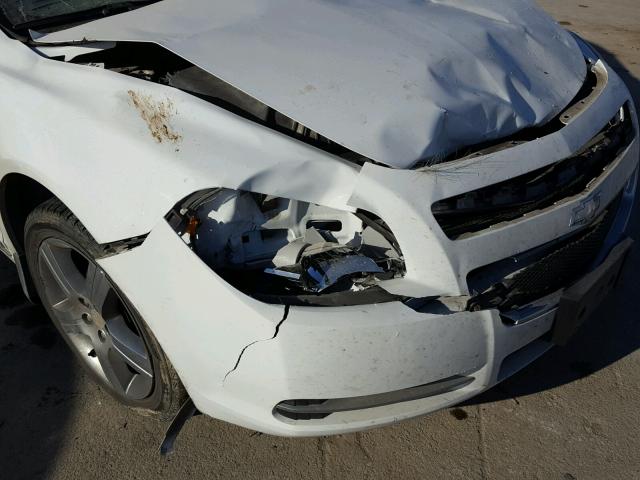 1G1ZH57B49F221477 - 2009 CHEVROLET MALIBU 1LT WHITE photo 9