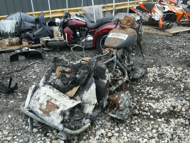 1HD1MAM13CB856482 - 2012 HARLEY-DAVIDSON FLHTCUTG T BURN photo 4