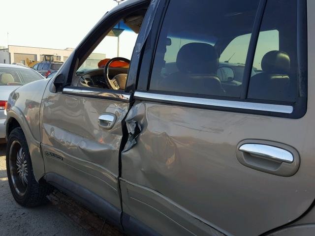 5LMPU28L6WLJ39272 - 1998 LINCOLN NAVIGATOR TAN photo 10