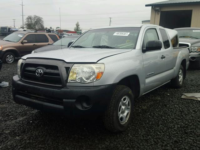 5TETX22N57Z363319 - 2007 TOYOTA TACOMA ACC SILVER photo 2