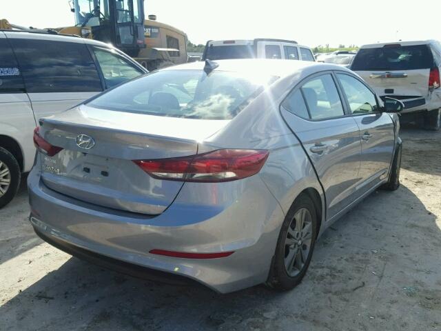 5NPD84LF9HH079586 - 2017 HYUNDAI ELANTRA SE GRAY photo 4