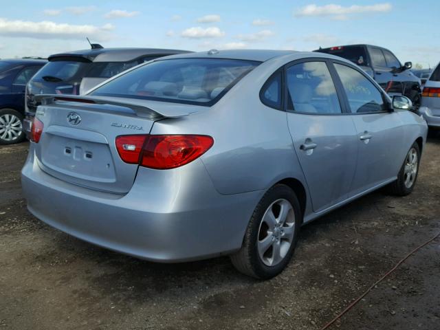 KMHDU46D08U429386 - 2008 HYUNDAI ELANTRA GL SILVER photo 4