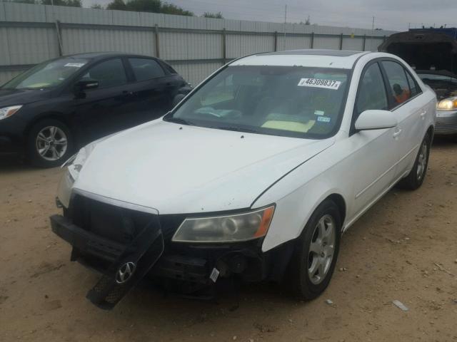 5NPEU46F57H154634 - 2007 HYUNDAI SONATA WHITE photo 2