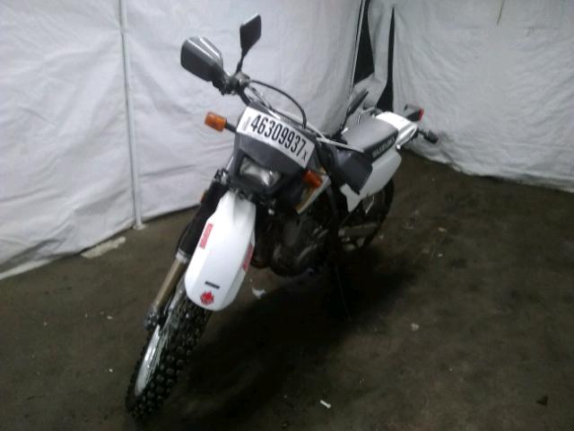 JS1SP46A5F2100789 - 2015 SUZUKI DR650 SE WHITE photo 2