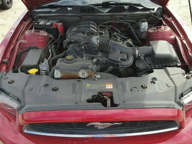 1ZVBP8AM6D5277536 - 2013 FORD MUSTANG RED photo 7