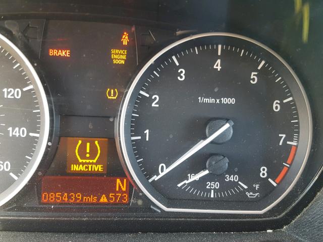 WBAUN7C57BVM24748 - 2011 BMW 135 I Biały zdjęcie 8