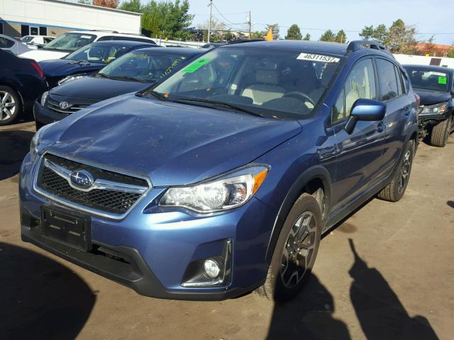 JF2GPABC5HH246449 - 2017 SUBARU CROSSTREK BLUE photo 2