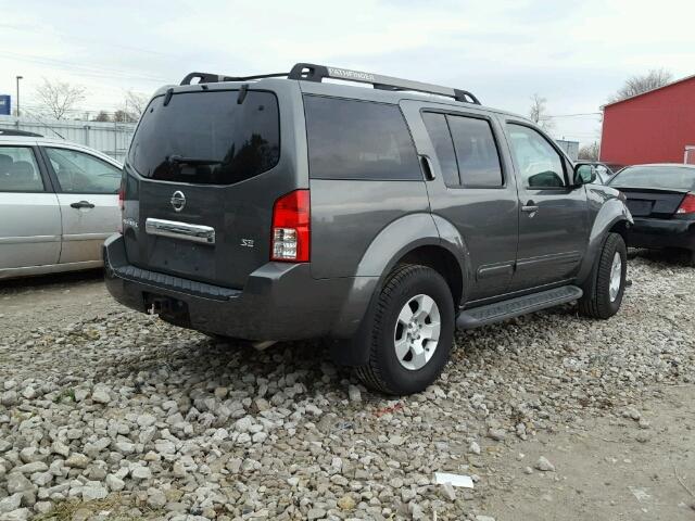 5N1AR18W05C773870 - 2005 NISSAN PATHFINDER GRAY photo 4