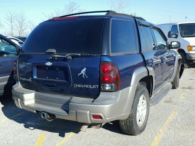 1GNDT13S532375510 - 2003 CHEVROLET TRAILBLAZE BLUE photo 4