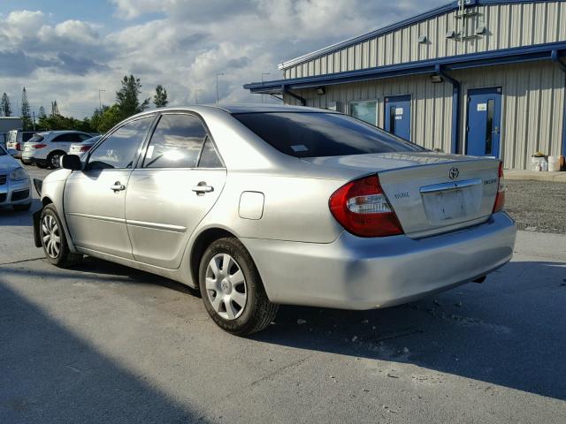 4T1BE32K63U728201 - 2003 TOYOTA CAMRY LE SILVER photo 3