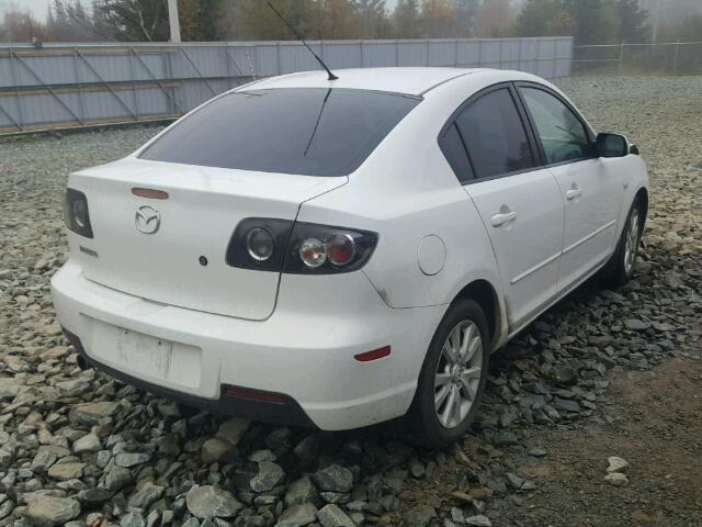 JM1BK32F281172851 - 2008 MAZDA 3 I WHITE photo 4