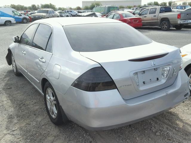 JHMCM56756C011892 - 2006 HONDA ACCORD EX SILVER photo 3