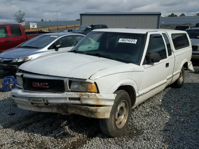 1GTCS1941T8507269 - 1996 GMC SONOMA WHITE photo 2