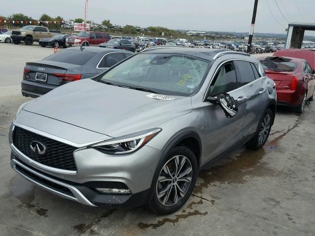 SJKCH5CR5HA022642 - 2017 INFINITI QX30 BASE SILVER photo 2