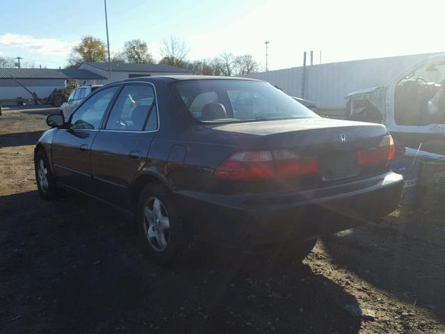 1HGCG1656XA012418 - 1999 HONDA ACCORD EX MAROON photo 3