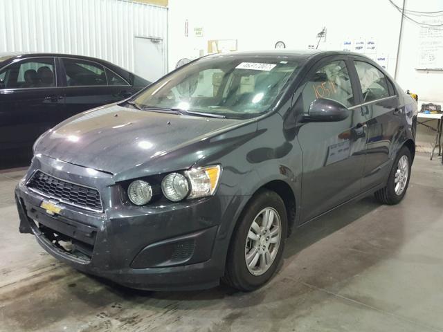 1G1JC5SH9G4167951 - 2016 CHEVROLET SONIC LT GRAY photo 2