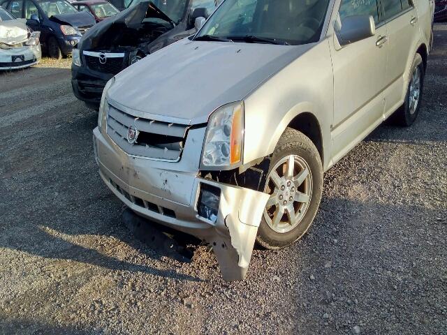 1GYEE637970177606 - 2007 CADILLAC SRX SILVER photo 9