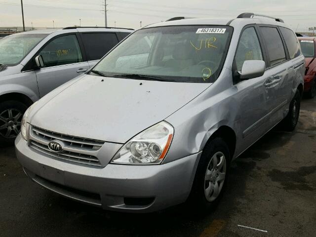 KNDMG4C35A6335280 - 2010 KIA SEDONA SILVER photo 2