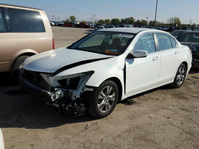 1HGCP2F64CA157028 - 2012 HONDA ACCORD SE WHITE photo 2