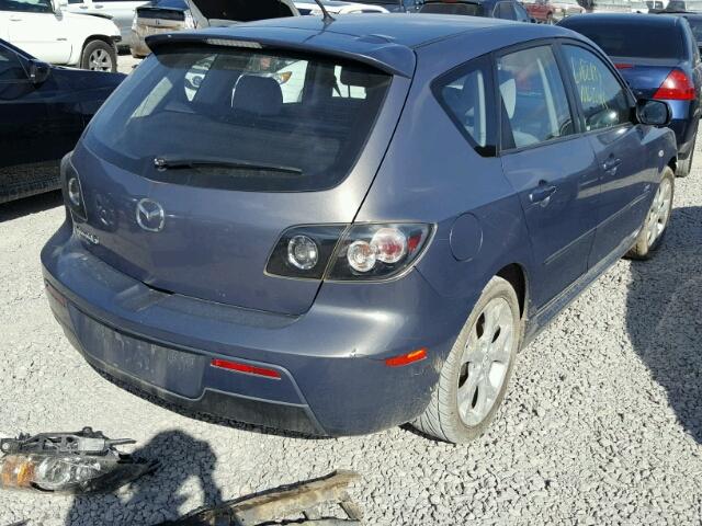 JM1BK343481836232 - 2008 MAZDA 3 HATCHBAC GRAY photo 4