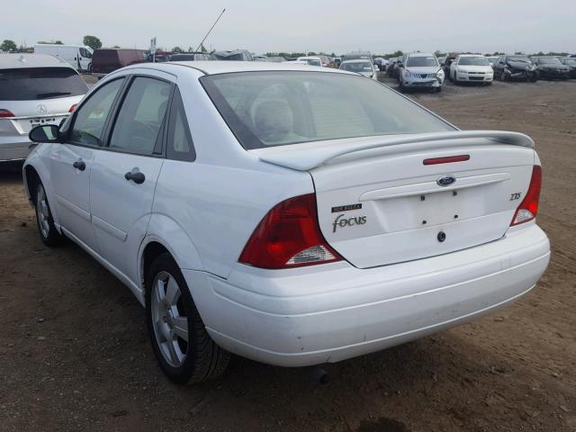 1FAFP38343W266120 - 2003 FORD FOCUS ZTS WHITE photo 3